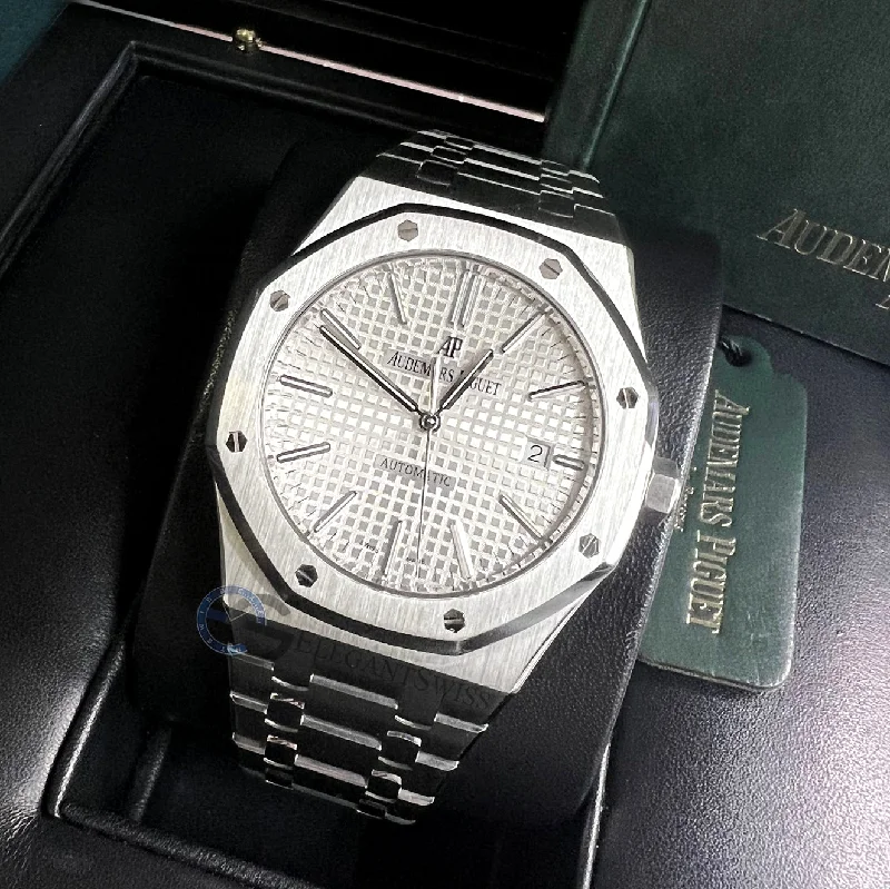 Audemars Piguet Royal Oak 41MM Silver Dial Watch 15400ST.OO.1220ST.02 Box Papers